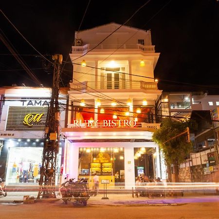 Ruby Bistro Hotel Hue Exterior foto