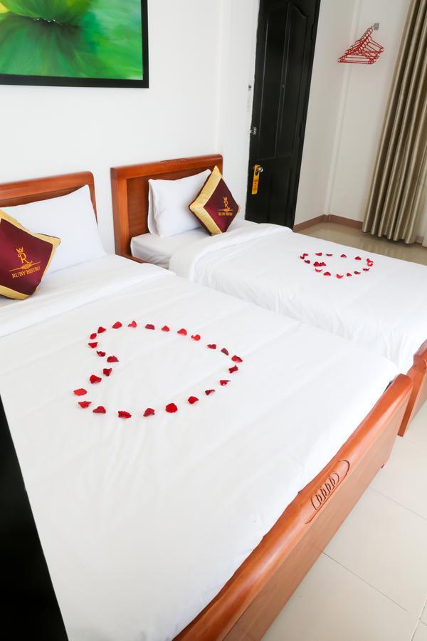 Ruby Bistro Hotel Hue Exterior foto