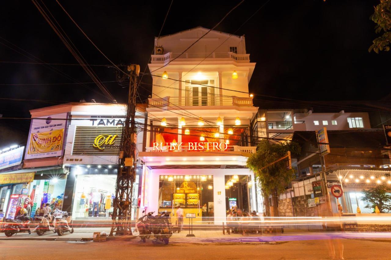 Ruby Bistro Hotel Hue Exterior foto